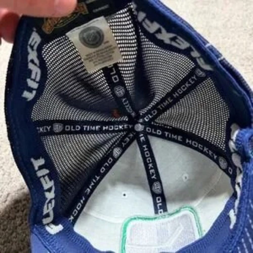 Kids Green and Navy Mesh Baseball Cap with Hockey Logo - Picture 5 of 7